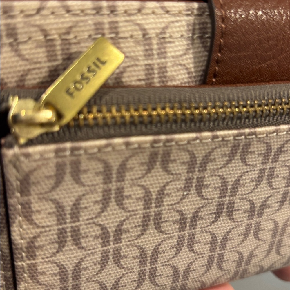 Fossil Wallet - Picture 4 of 12